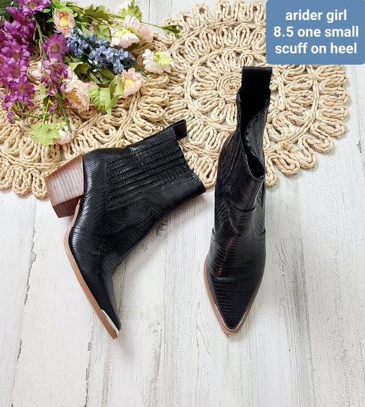 arider girl boots