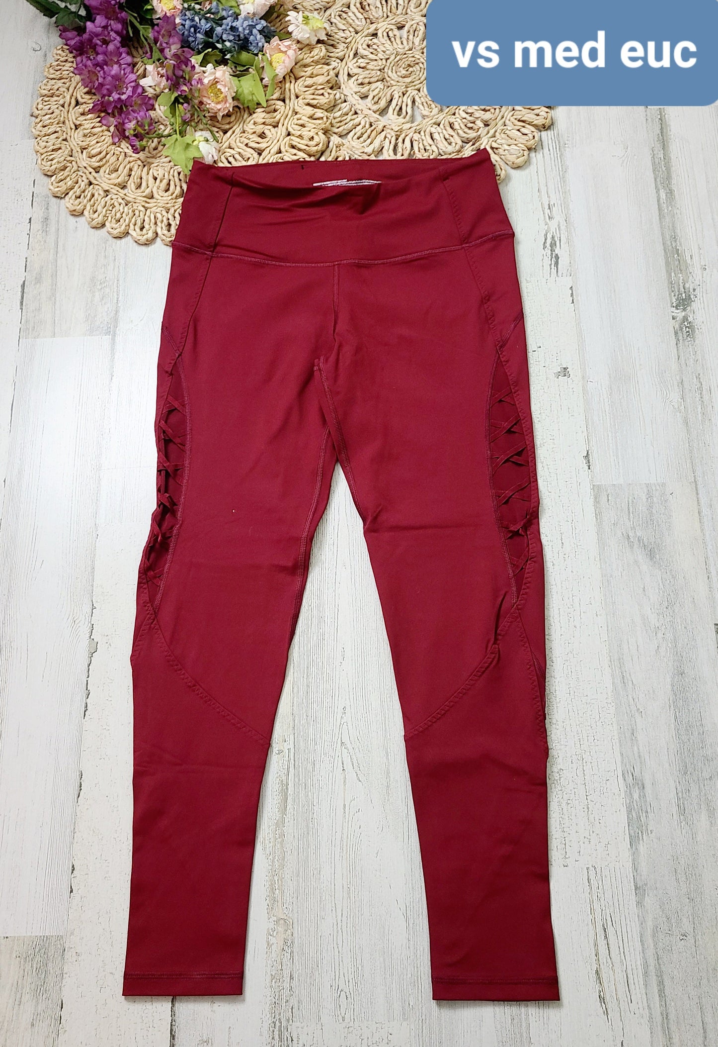 vs red leggings