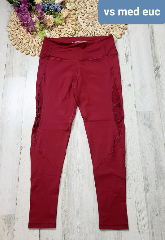 vs red leggings