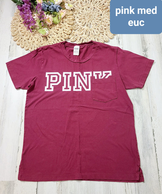 pink tee