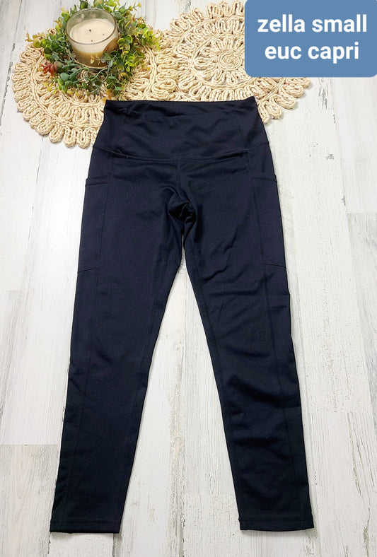 zella capri length