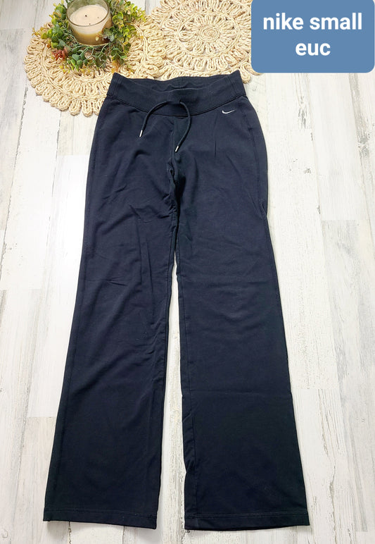 nike sweats