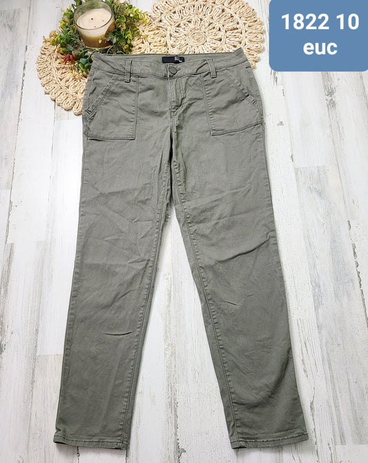 1822 green pants