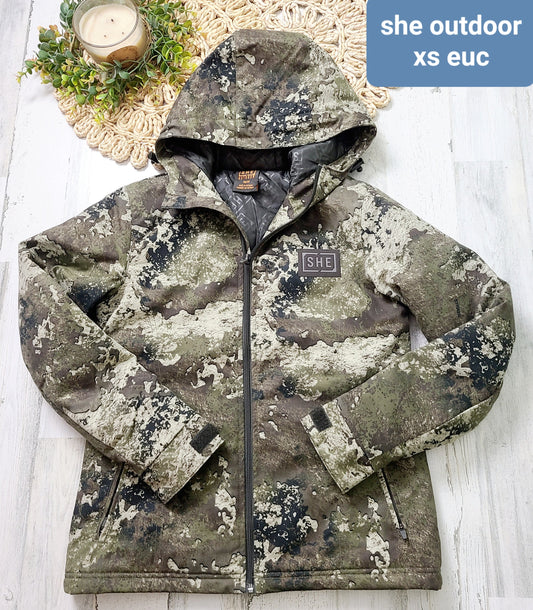 she outdoor camo