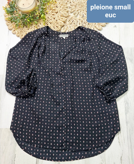 pleione black and white