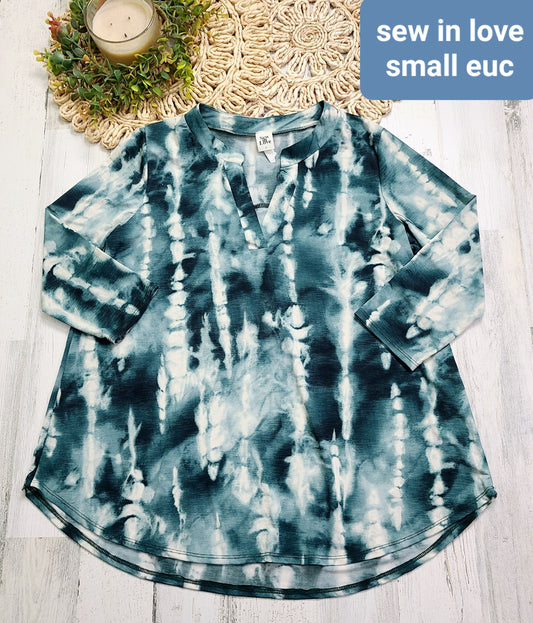 sew in style tie dye top