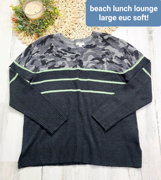 beach lunch lounge camo