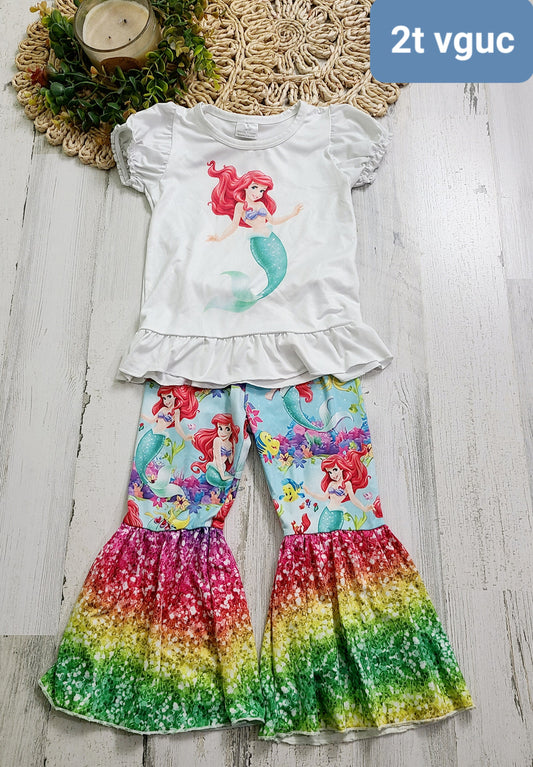 ariel outfit