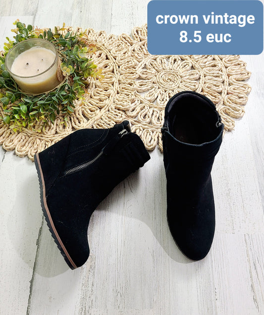 crown vintage wedges