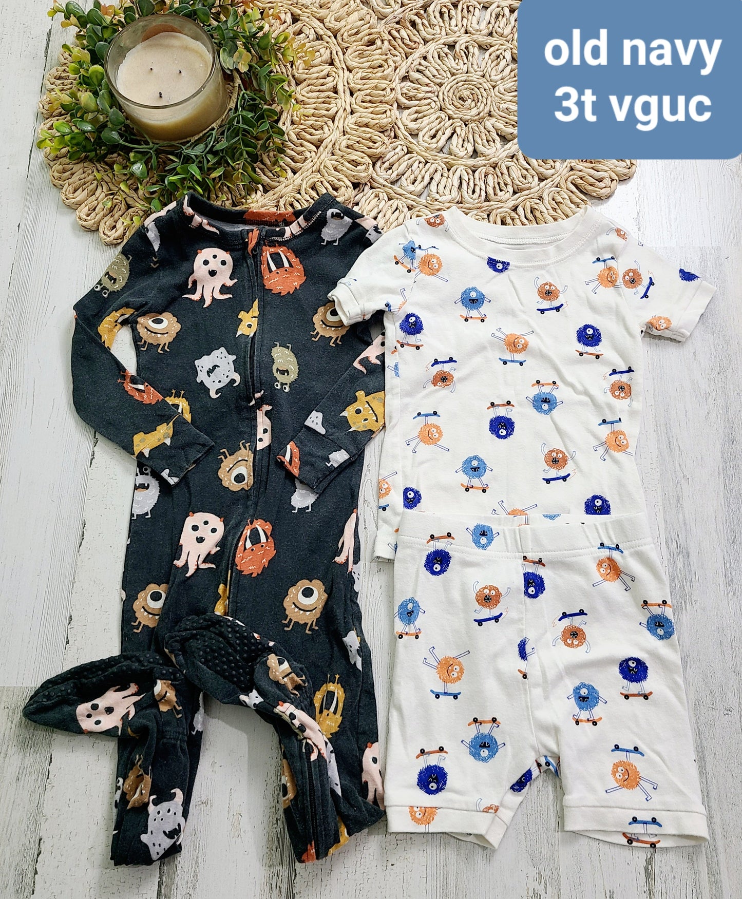 old navy monsteres pj