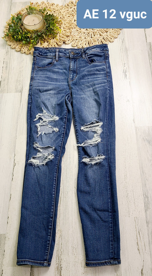 ae 12 distressed jeans