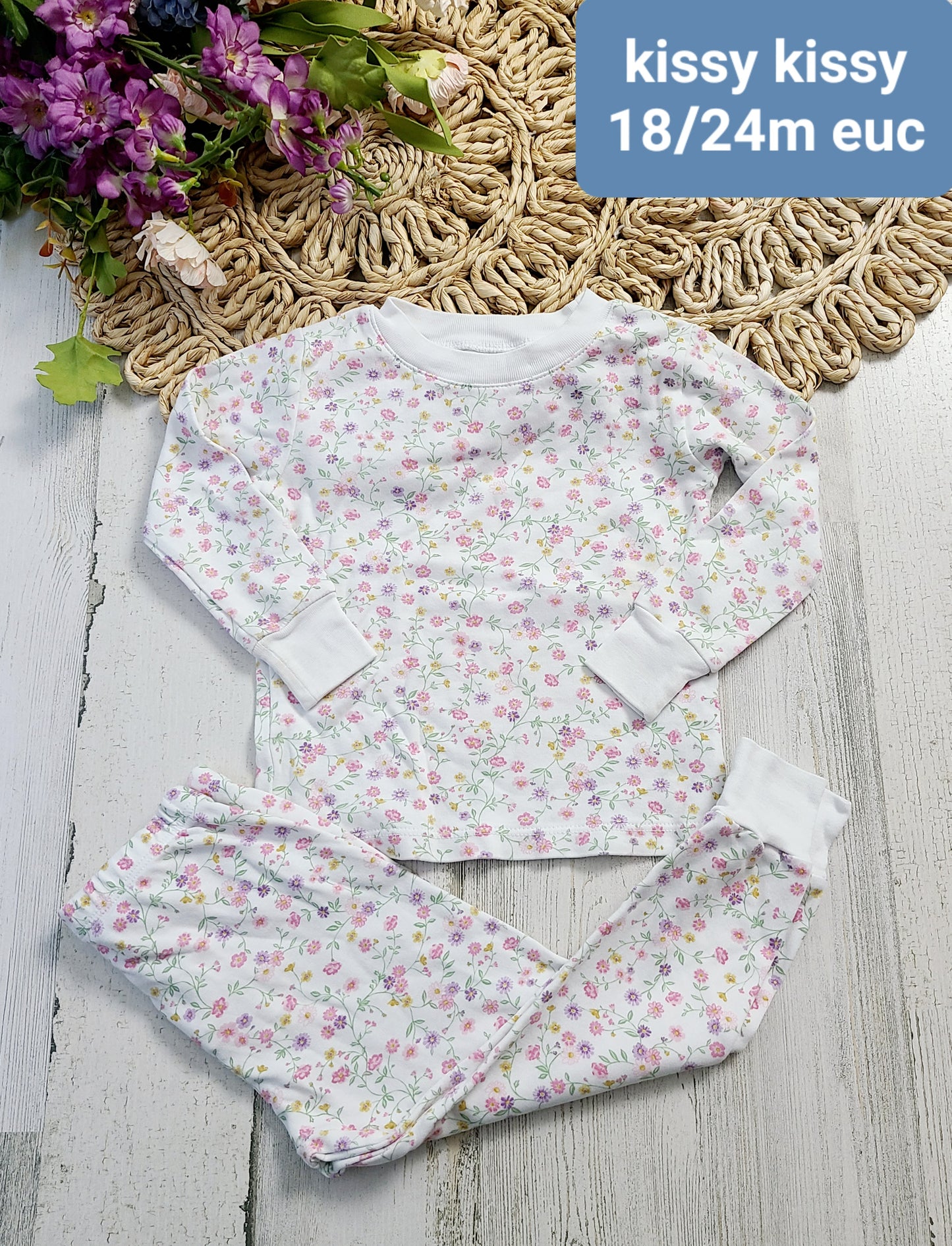 kissy kissy pj flowers