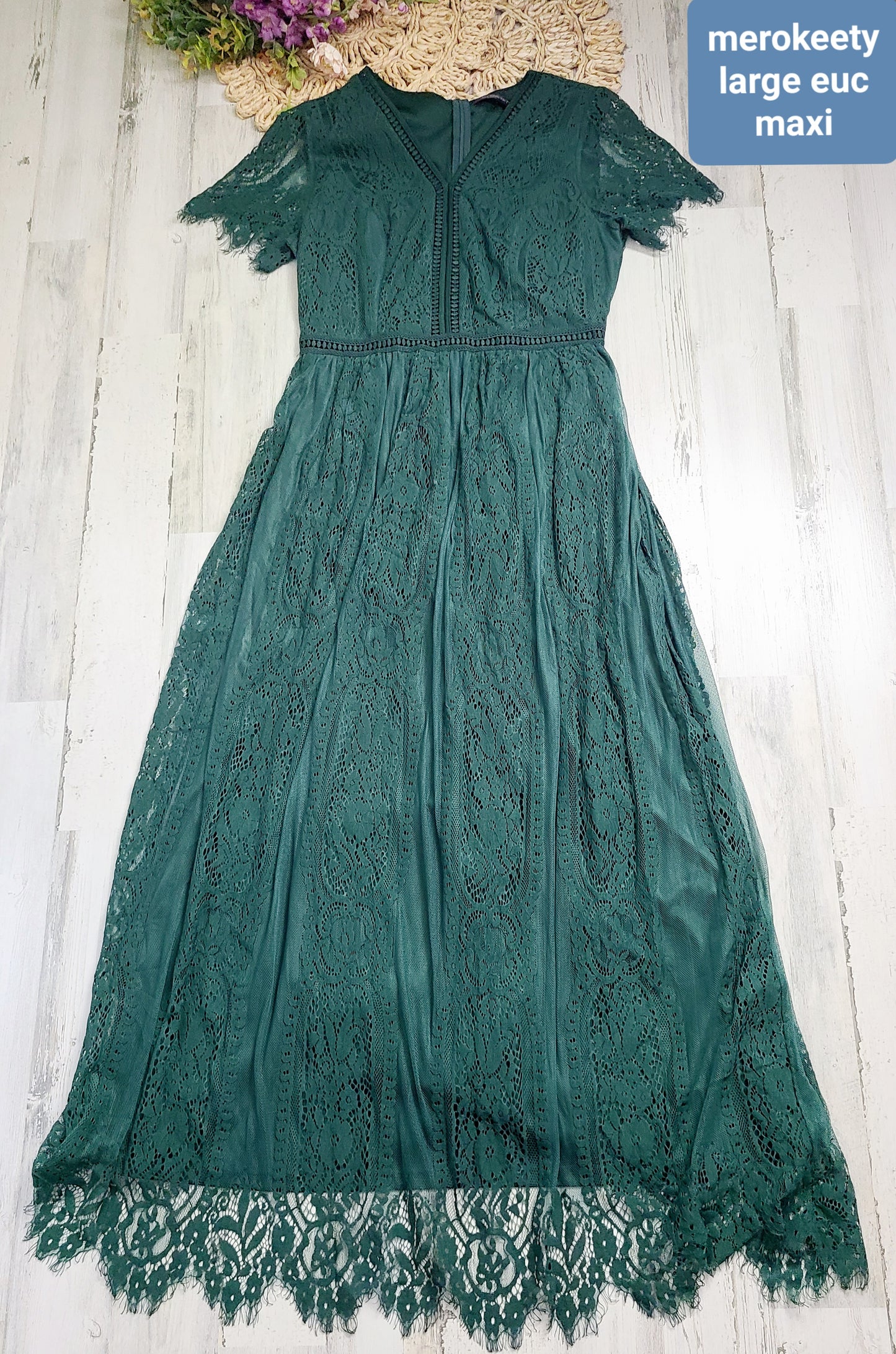 merokeety green lace maxi