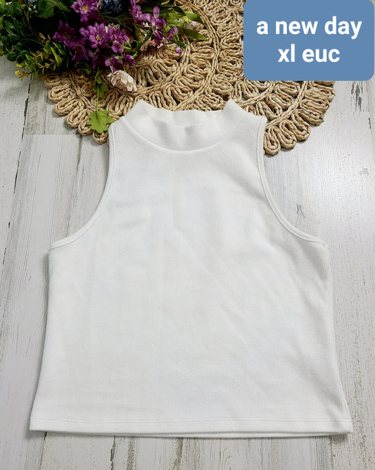 a new day xl white tank