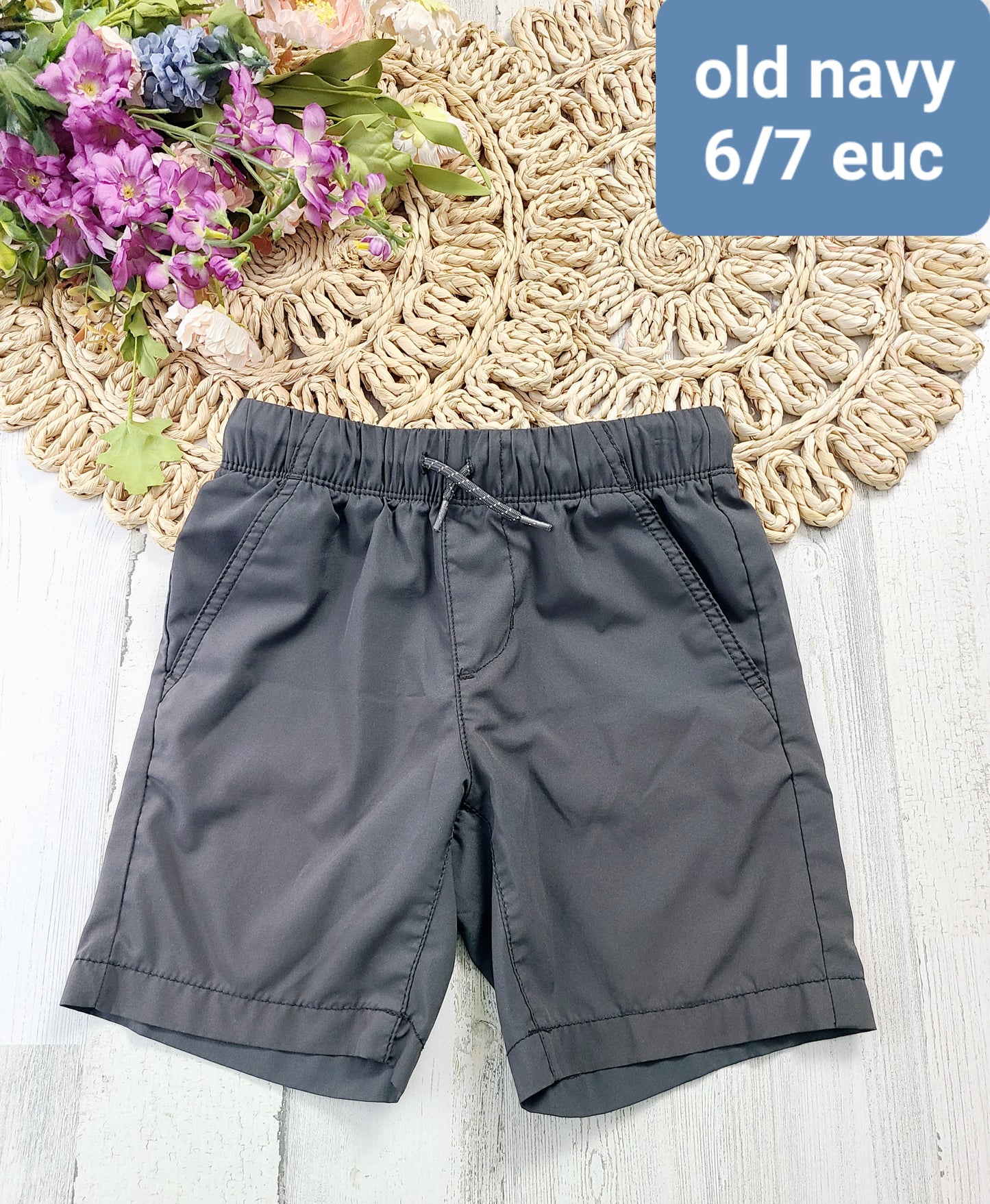 6/7y old navy shorts