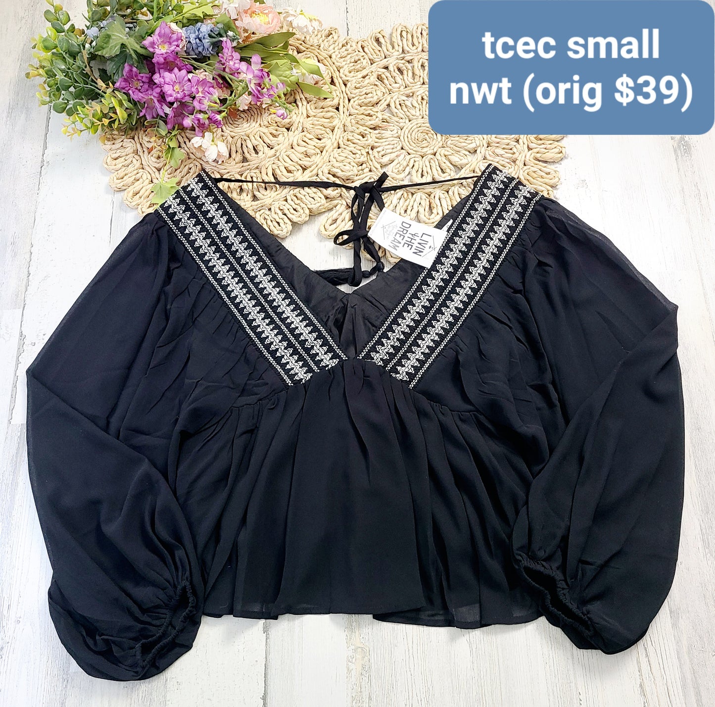 new tcec vneck with tie