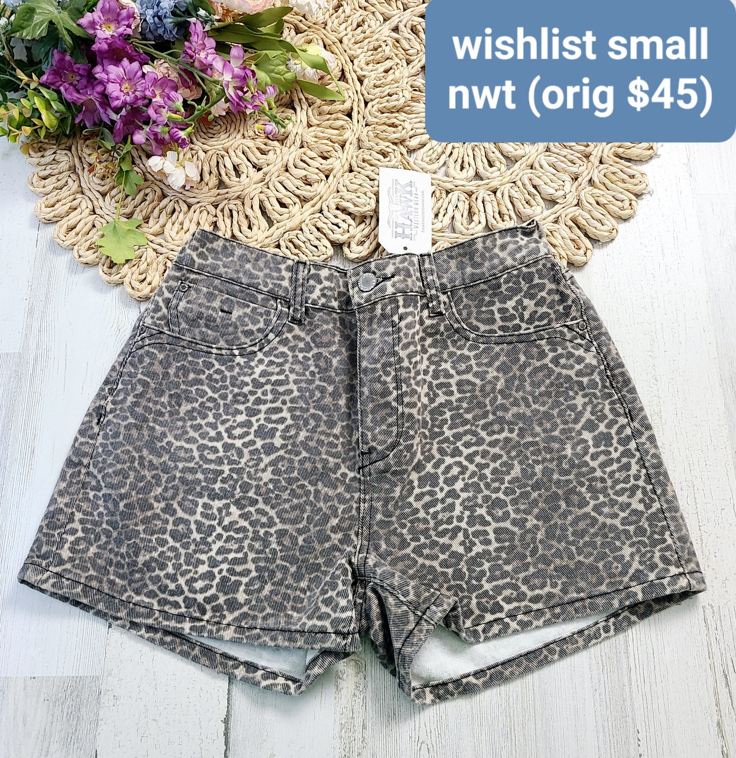 new wishlist leopard shorts