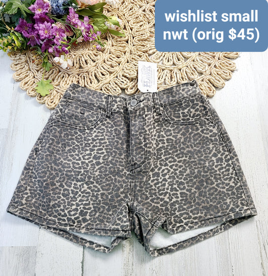 new wishlist leopard shorts