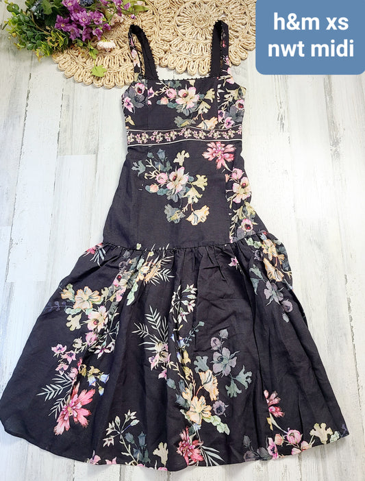 new h&m midi floral dress