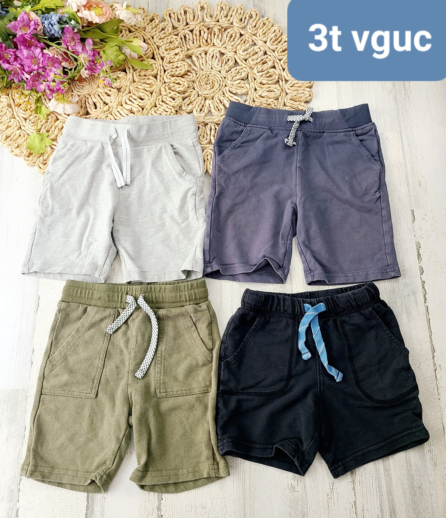 3t 2 gray green black shorts