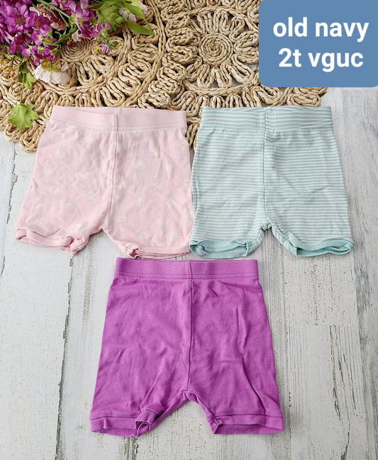 3 old navy shorts 2t girls bundle