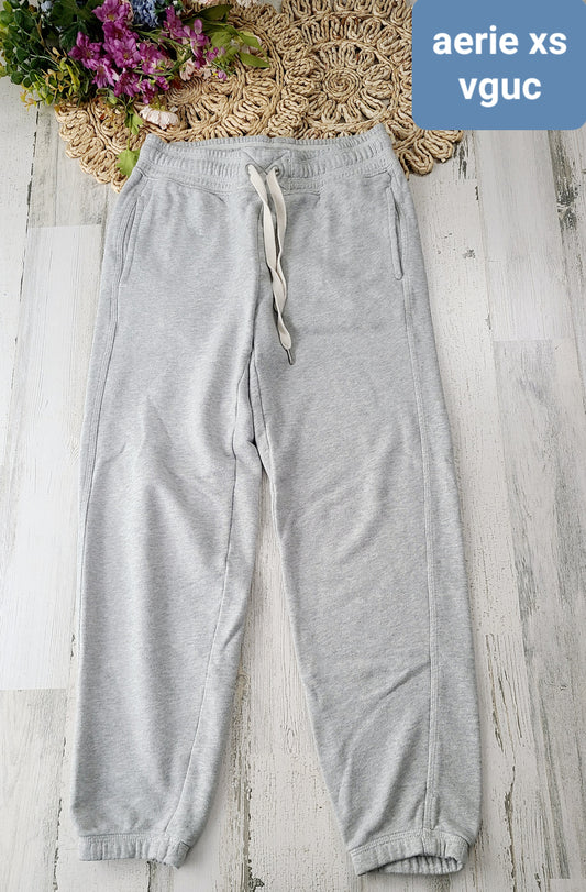 aerie gray xs joggers