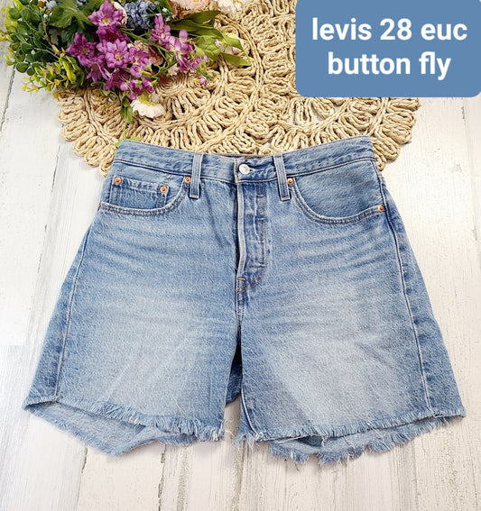 levis 28 button fly shorts