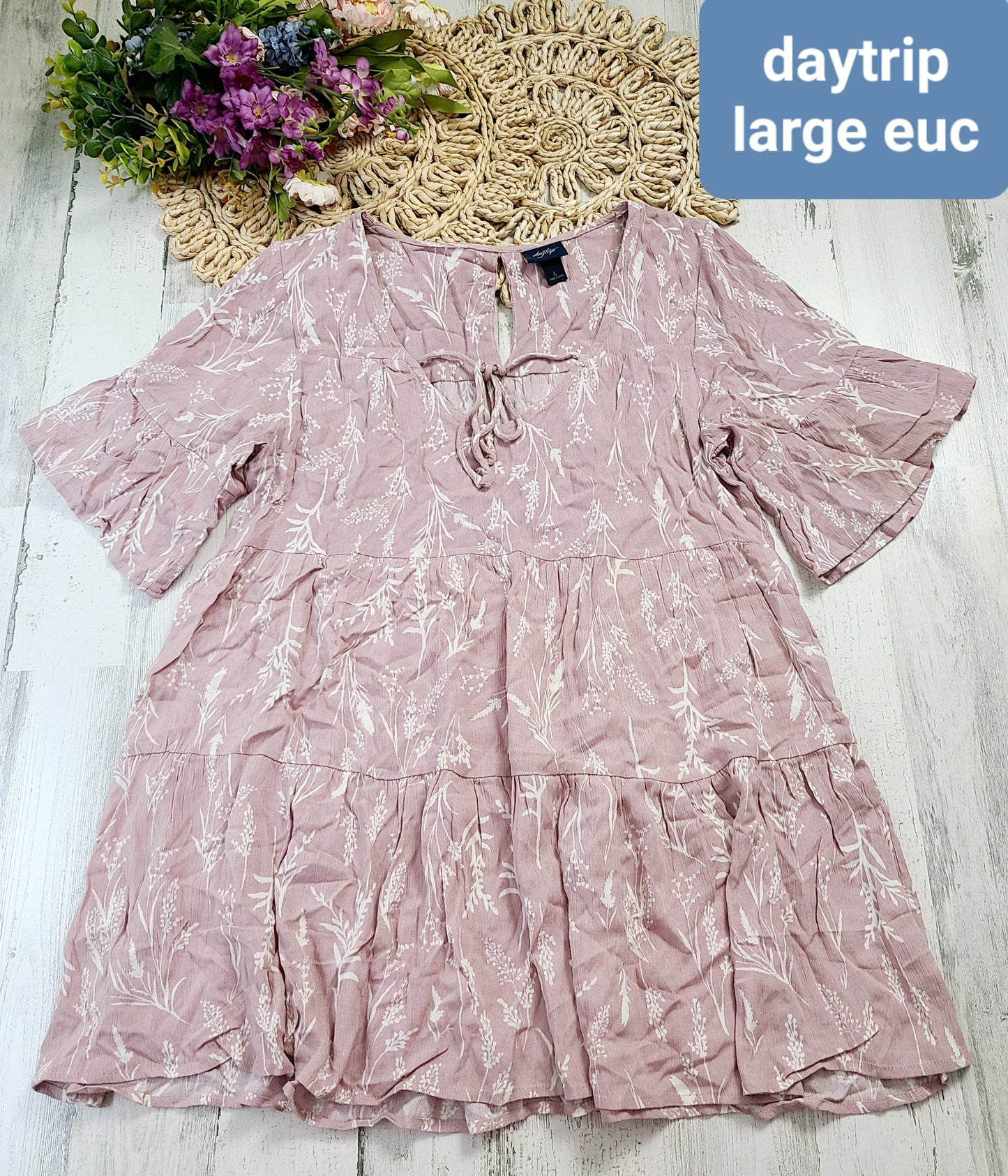 daytrip pink dress ruffle sleeve
