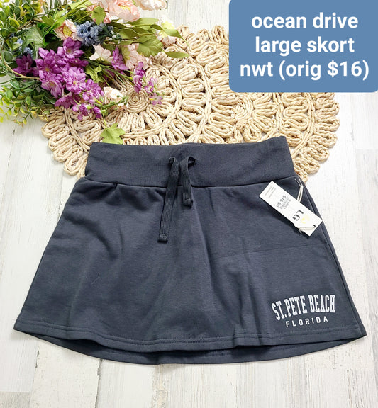 st petes skorts new