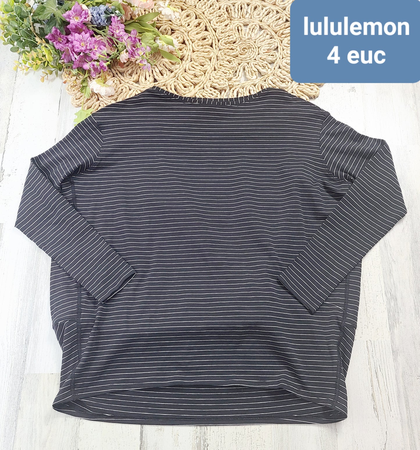 lululemon gray stripes small