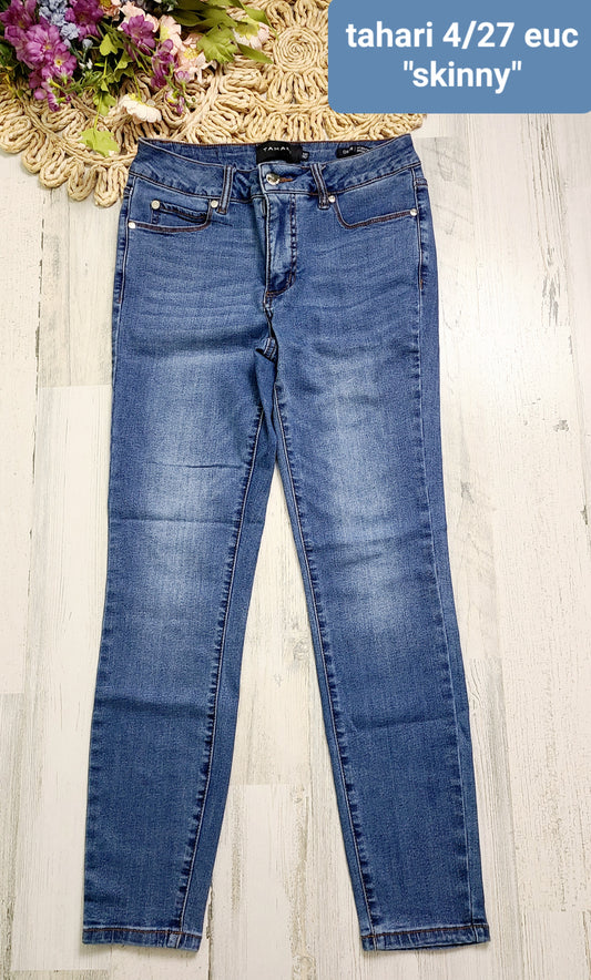skinny tahari small