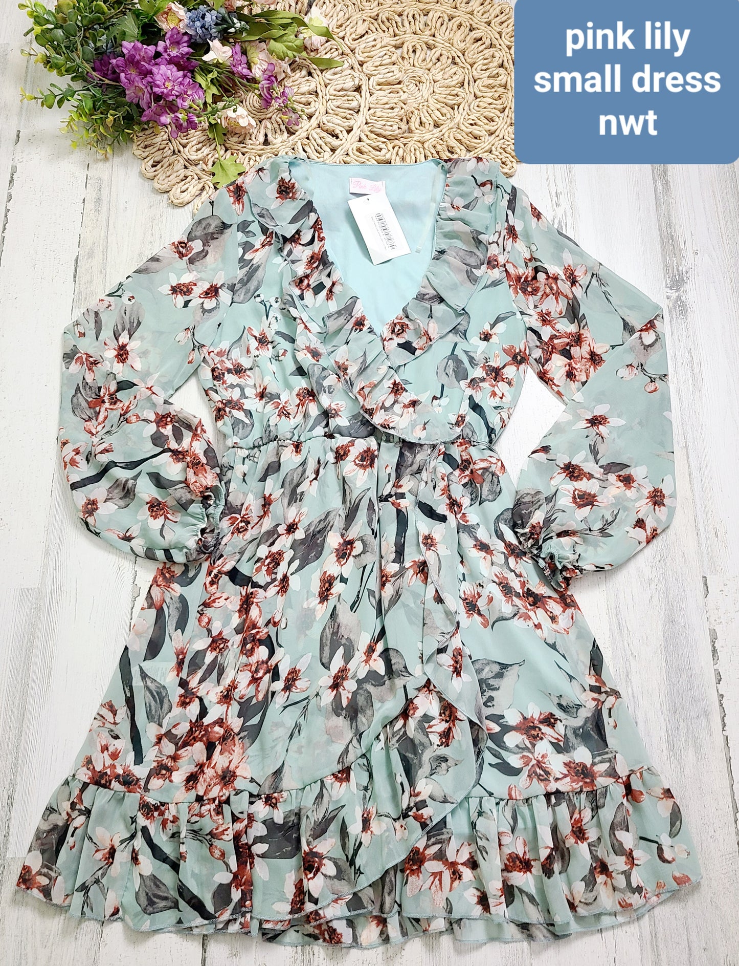 new pink lily long sleeve dress mint