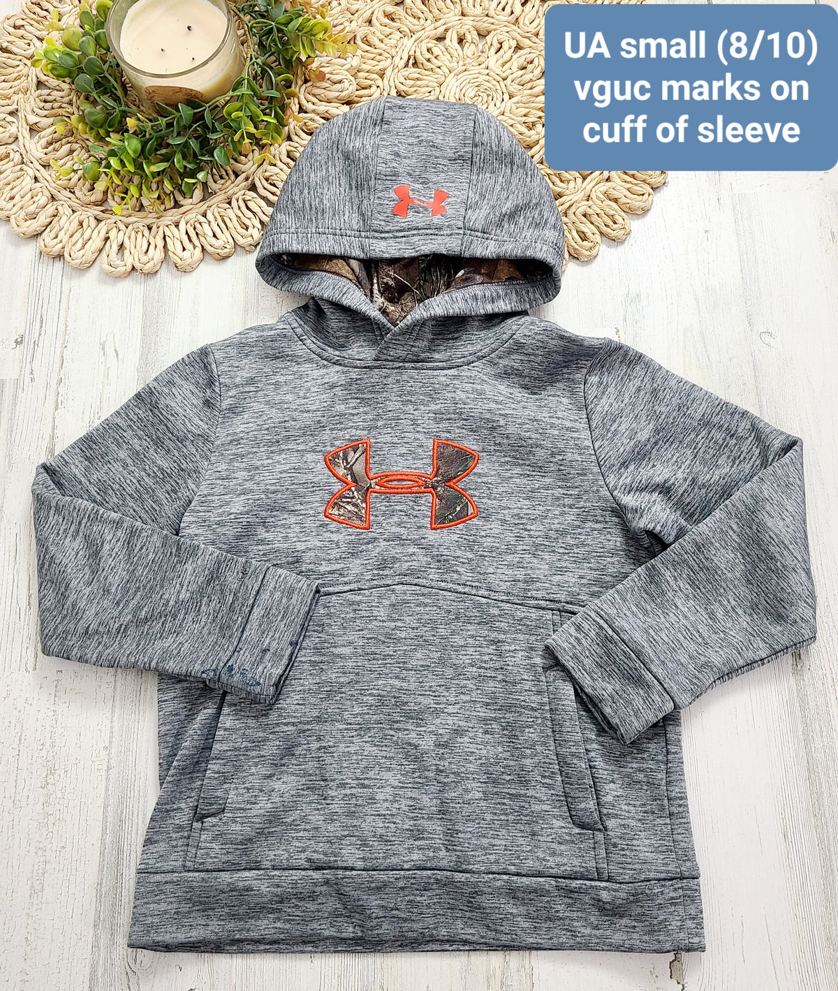 gray heather hoodie with camo logo