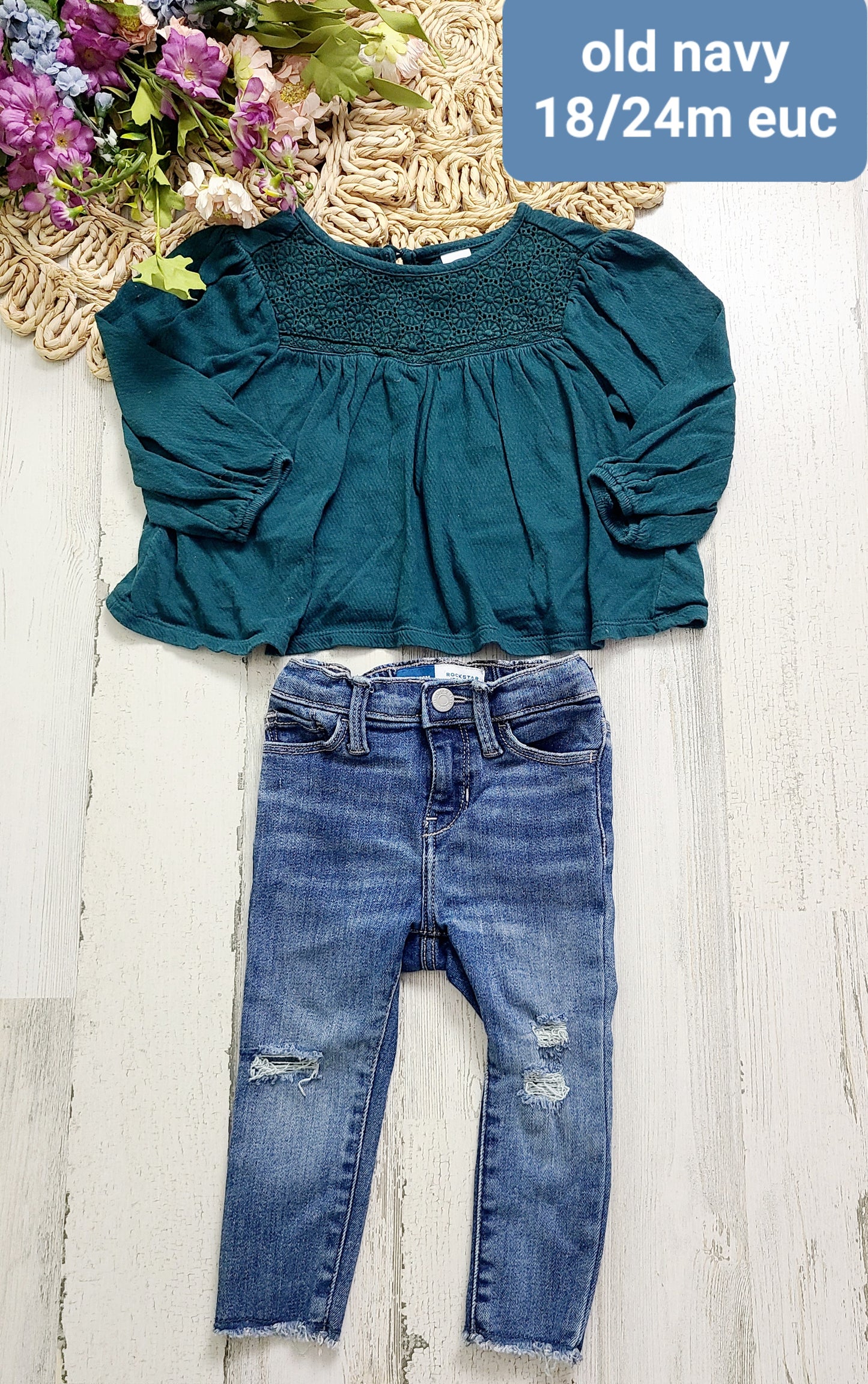 teal peasant top and skinny jeans old navy