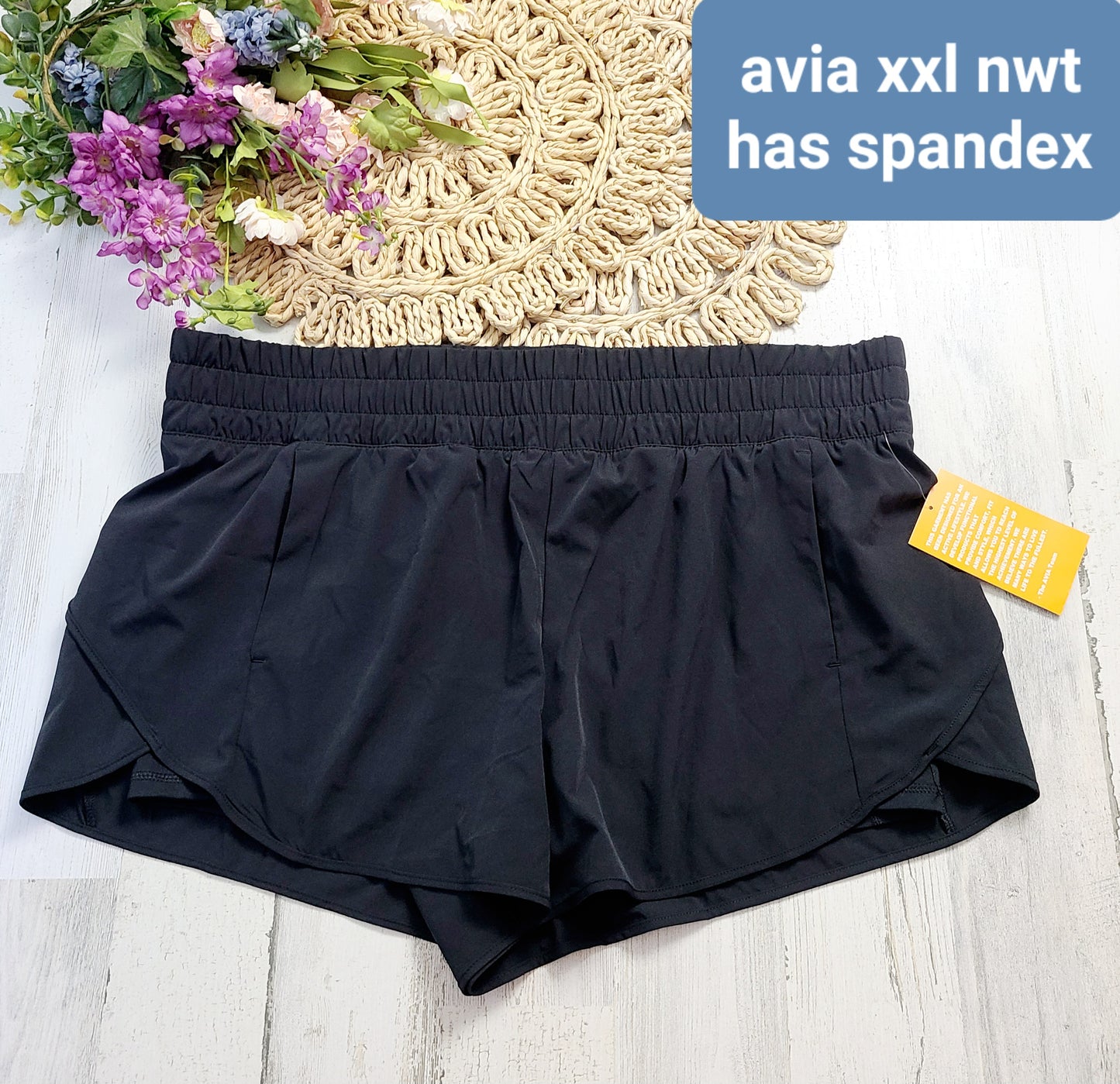 avia xxl new shorts with spandex