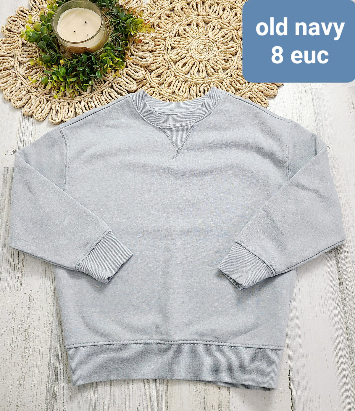 gray crewneck old navy 8y