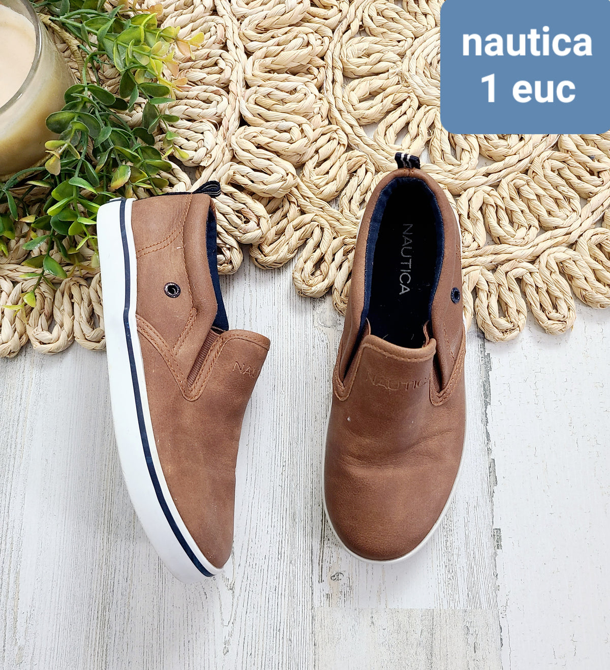 brown slip on nautica 1y