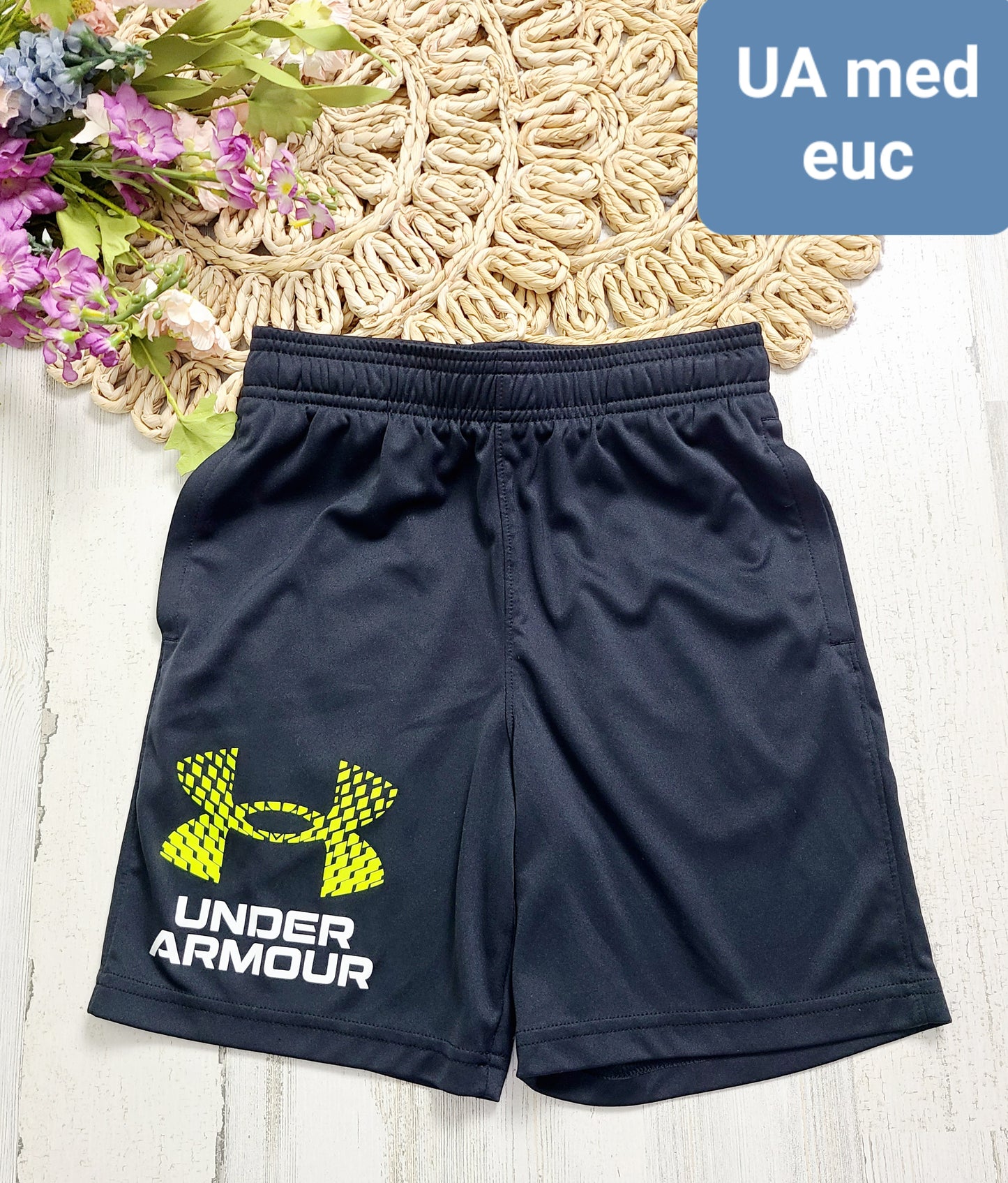 black yellow tek logo shorts