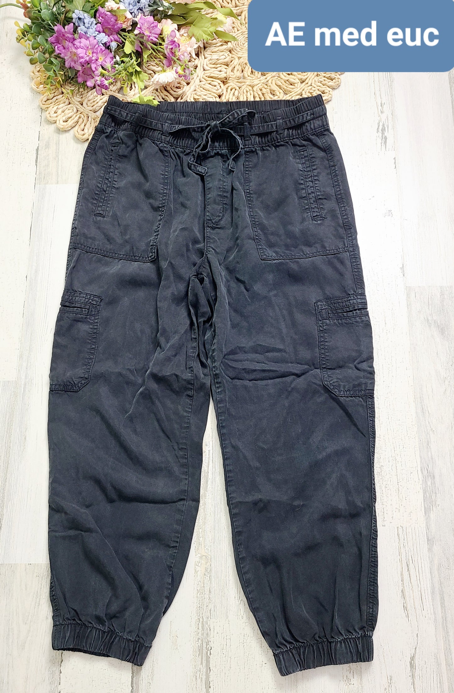 ae black elastic joggers