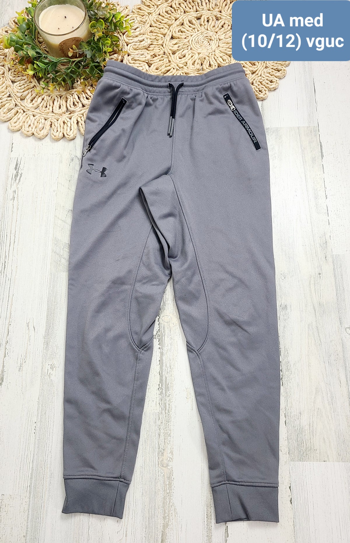 gray ua joggers boys 10/12y