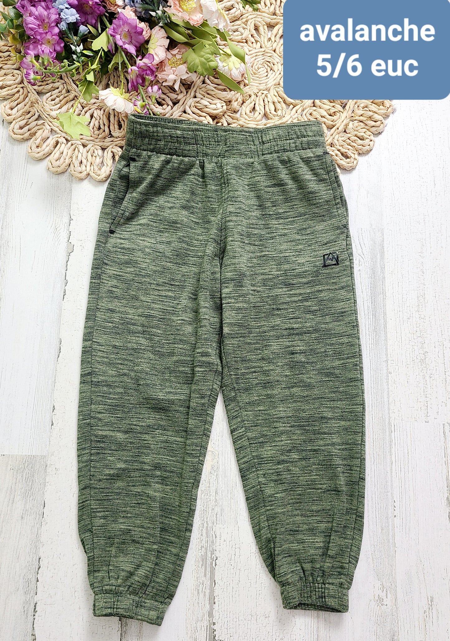 avalanche green joggers