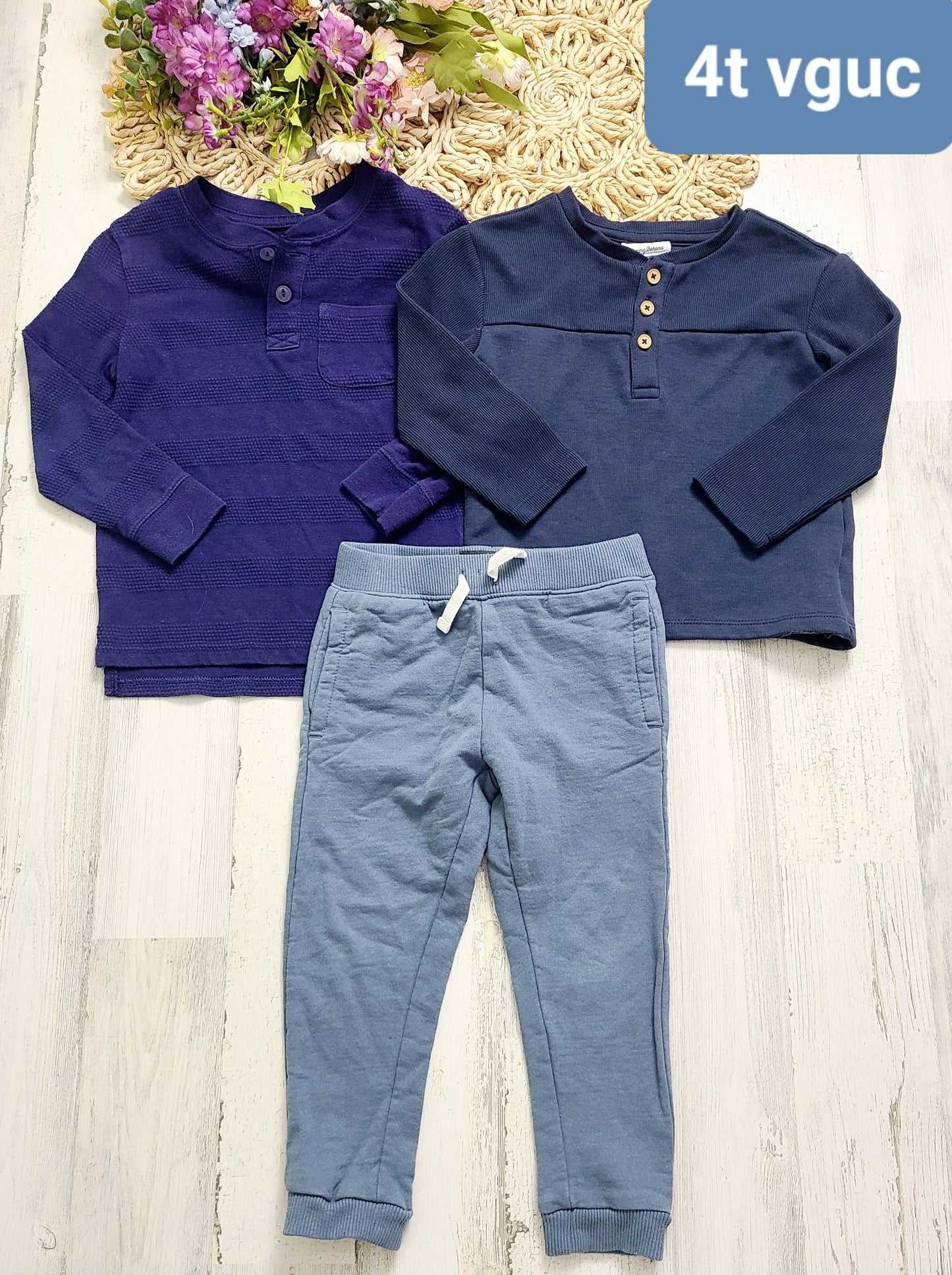 4t blue henley and pants