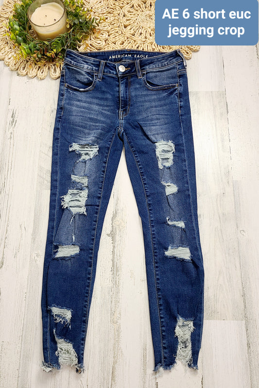 jegging crop distresed 6short ae