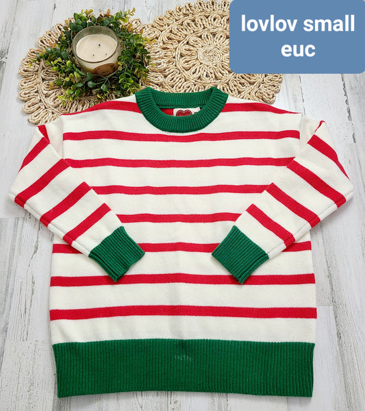 green and red sweater lovlov