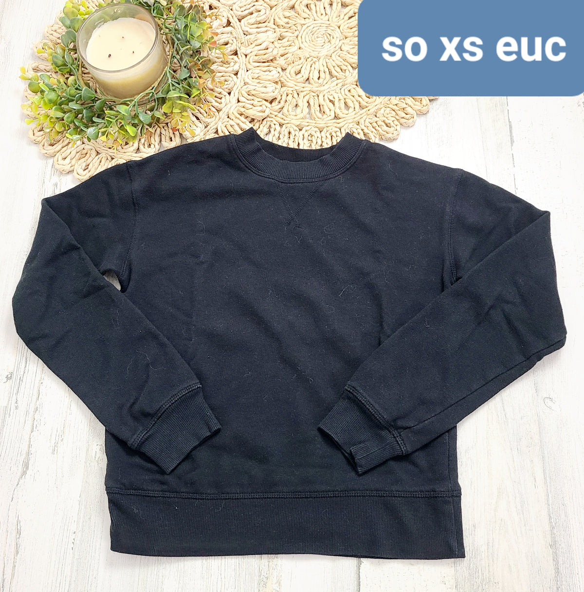 black so crewneck xs