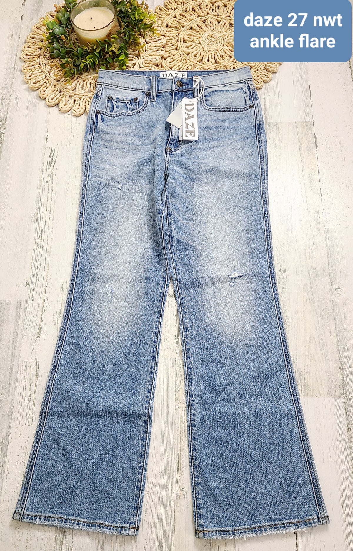 new daze ankle flare sz 4