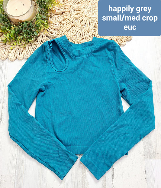 blue cutout on shoulder happily grey