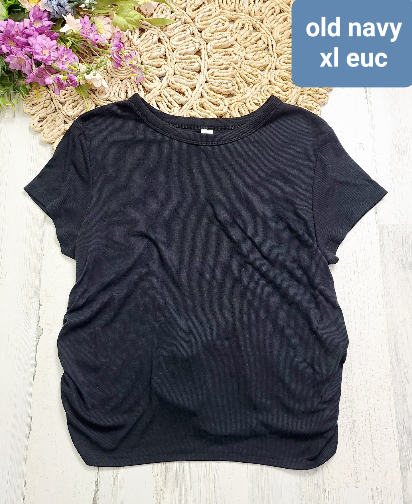 Old navy open back black tee