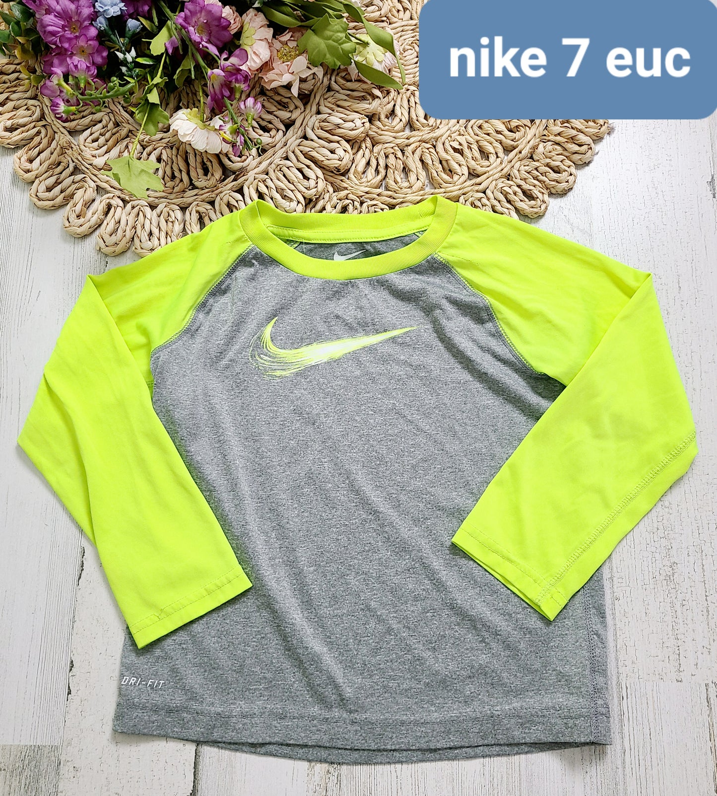 gray with yellow sleeves 7y nike boys