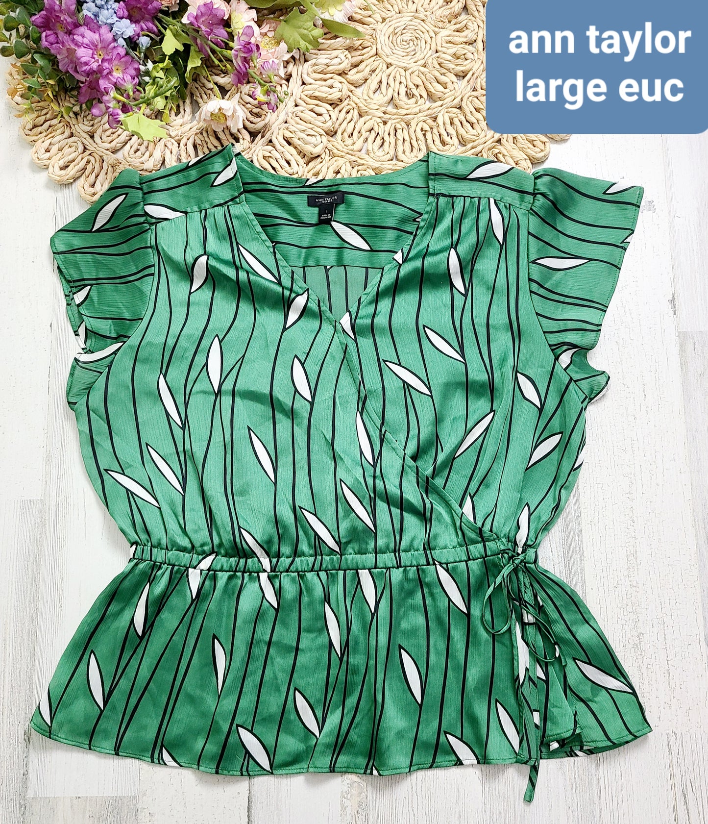 ann taylor green peplum top